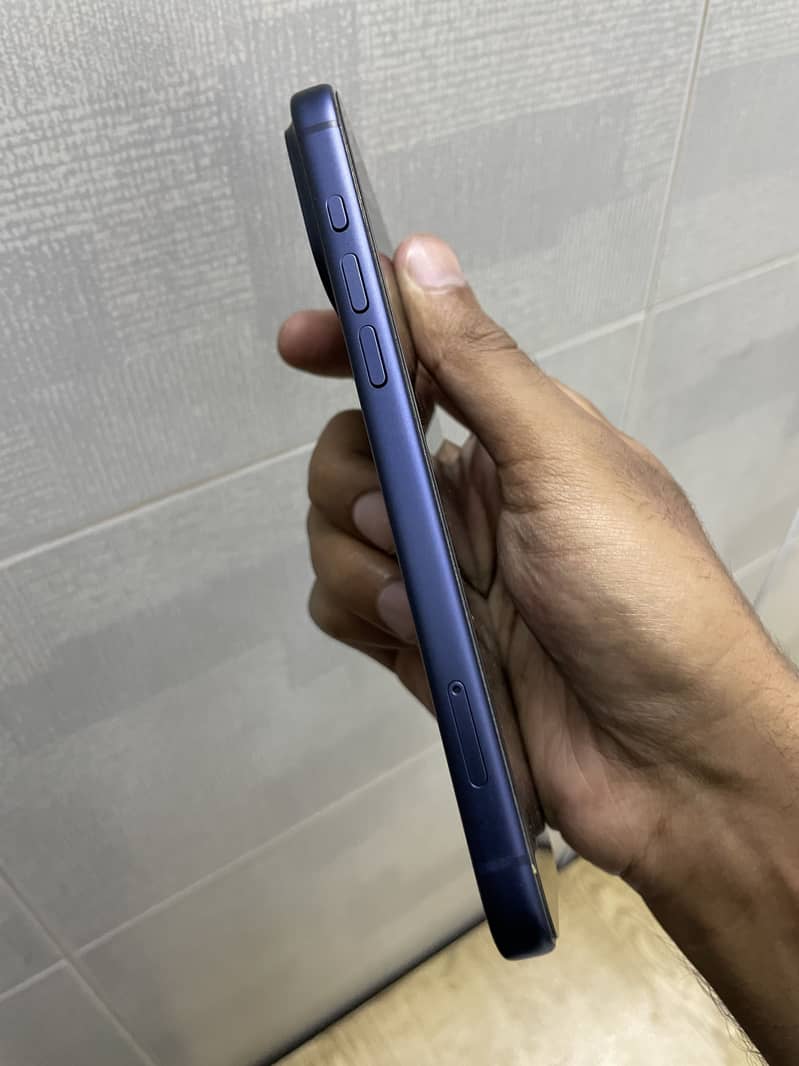 Apple iPhone 17 Pro Max 1