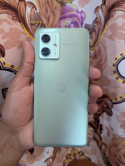 Motorola Moto G64
