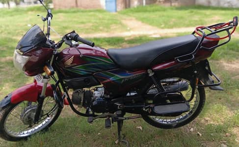 Honda prider in excellent genuine condition