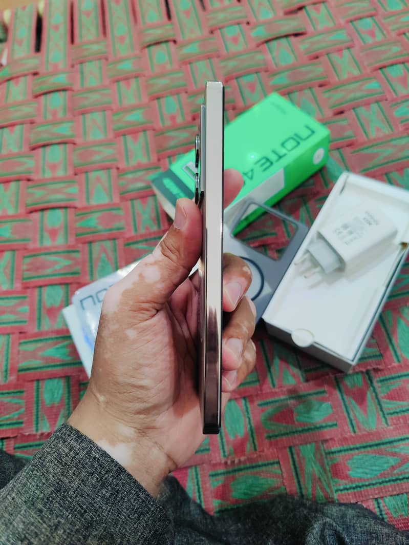 Infinix Note 40 with Box 5