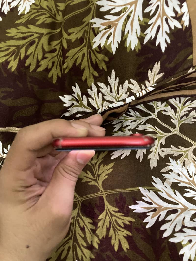 Apple iPhone XR 2