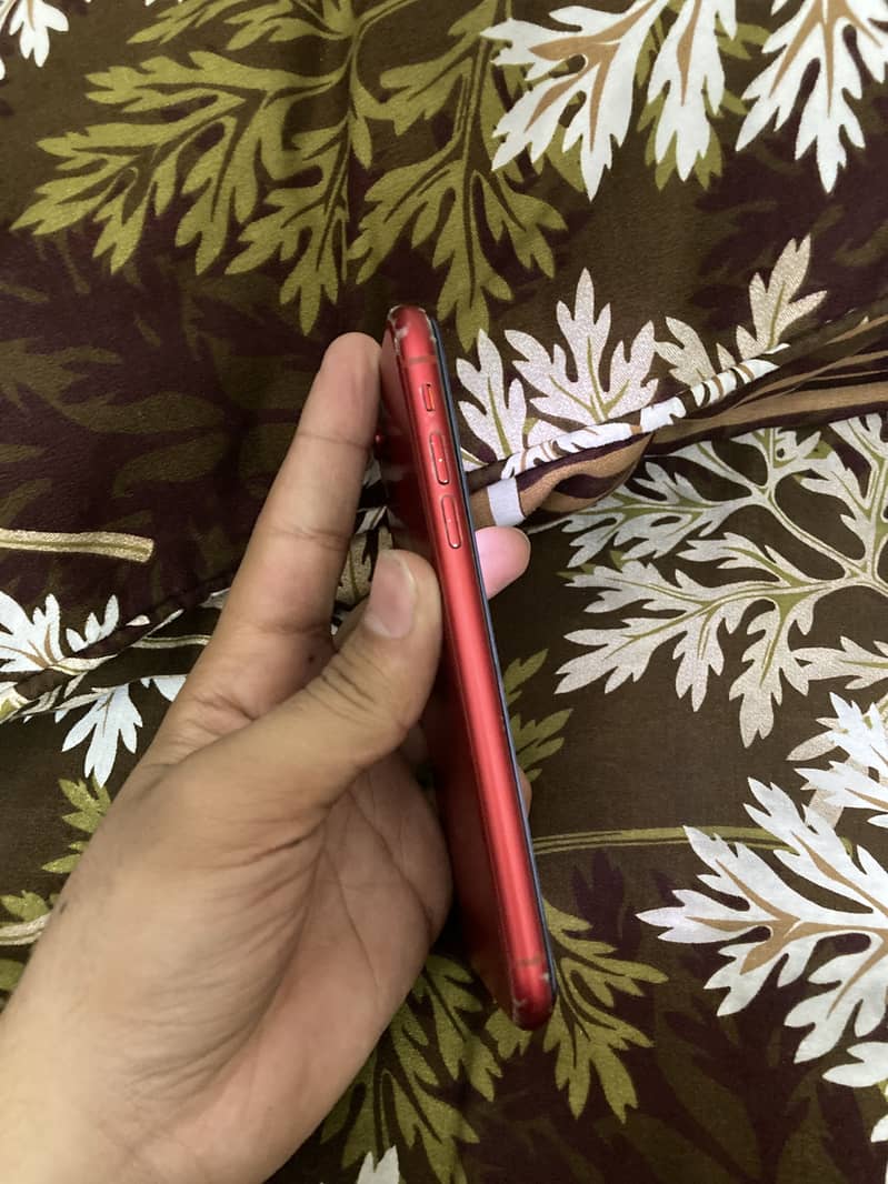 Apple iPhone XR 3