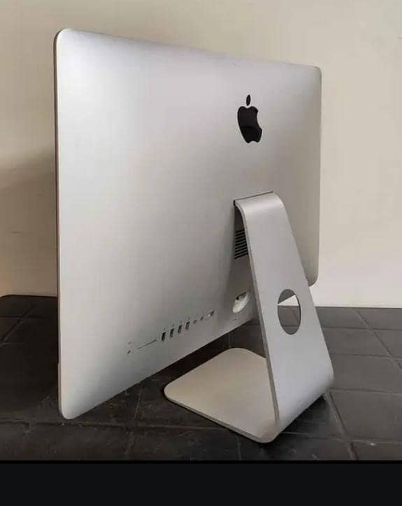 apple 21" LCD built in computer 1