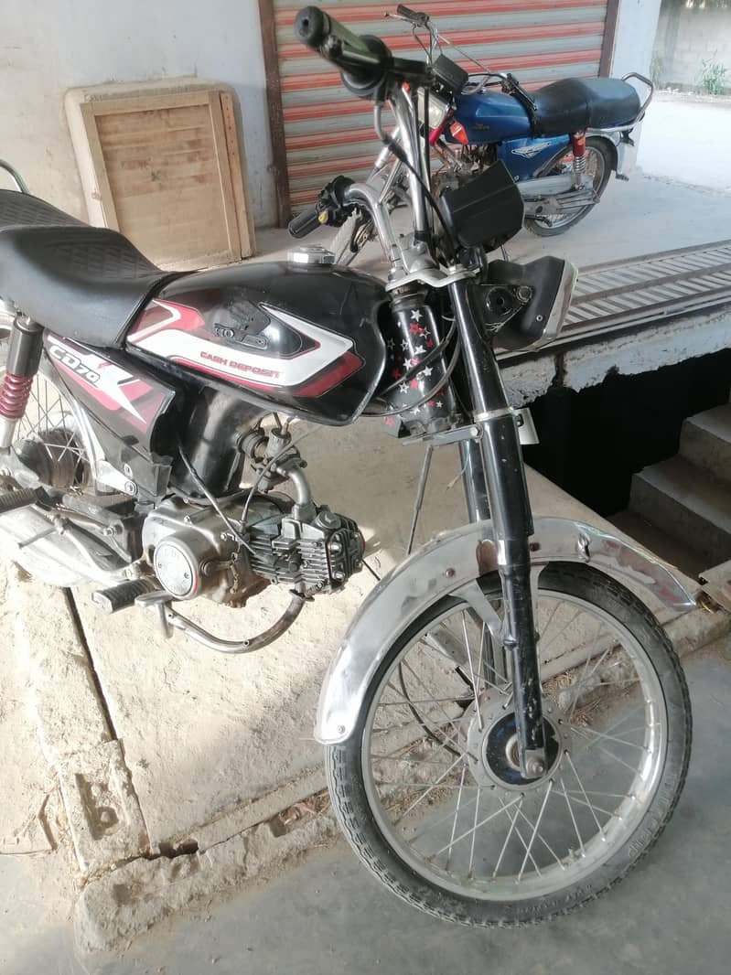 Hero cd 70 1