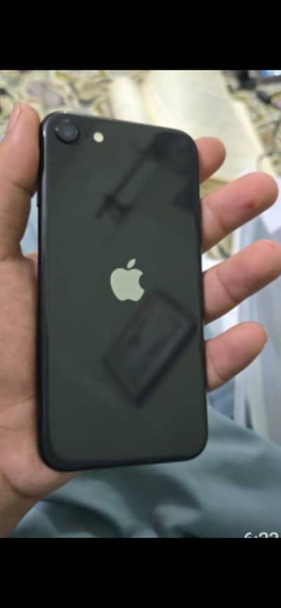 Apple iPhone SE
