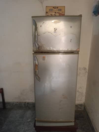Friger for sale Singer company like American.