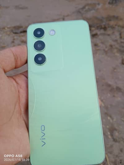 Vivo Y100