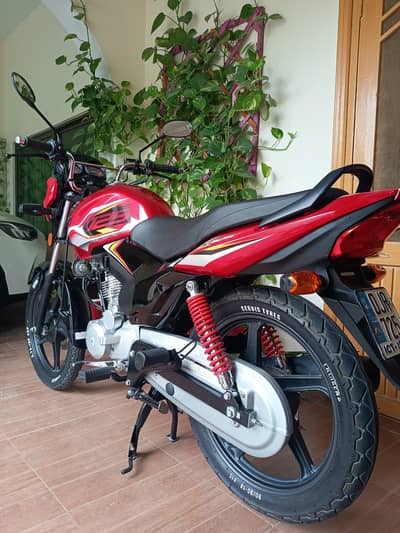 Honda CB 125F 2025