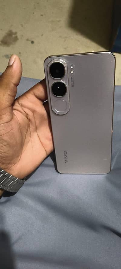 Vivo Y200