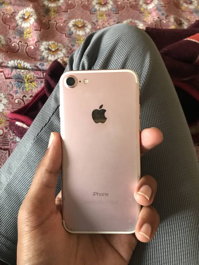 Apple iPhone 7 5