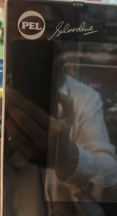 20 Liter Microwave Oven for Sale – Good Condition