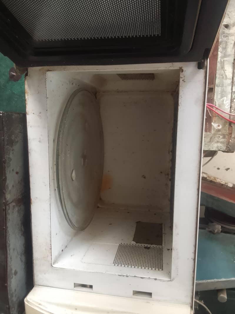 Microwave 2