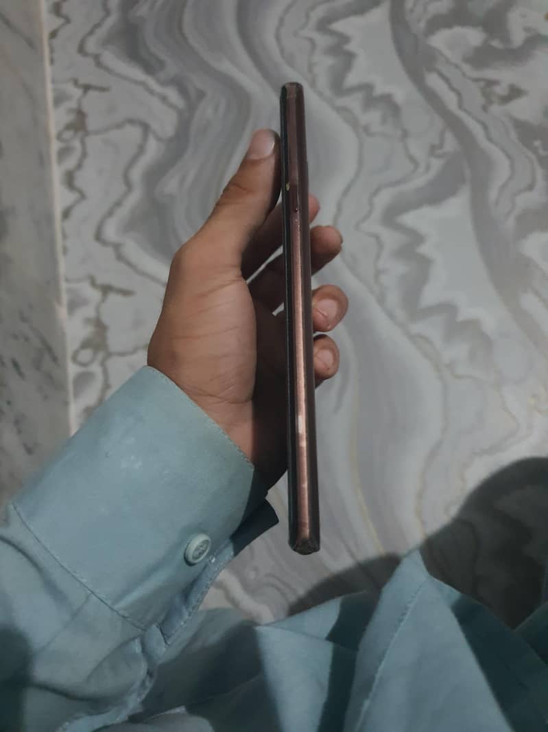 Samsung Note 9 4