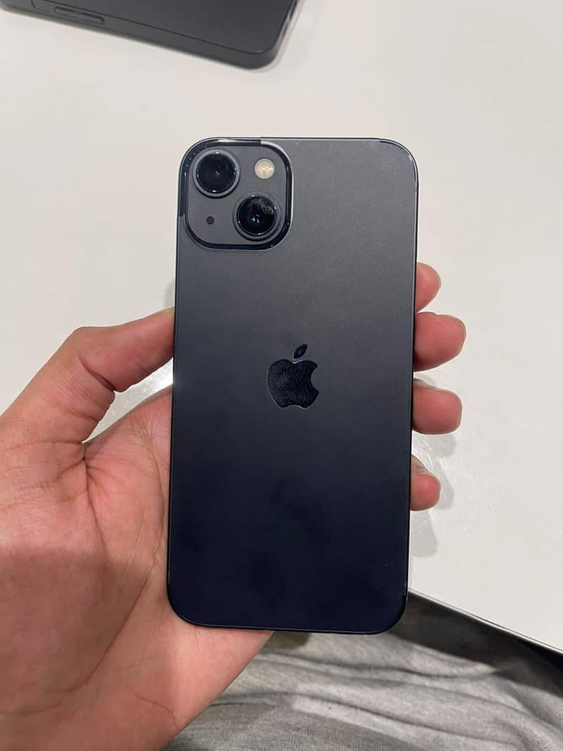 Apple iPhone 13 3