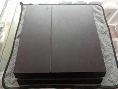 ​Sony PlayStation 4 (PS4 Fat) 500GB – Excellent Condition
