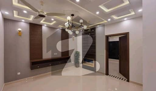 10 Marla Brand New Luxury Non Furnished Full House For Rent IN Bahria Town Lahore