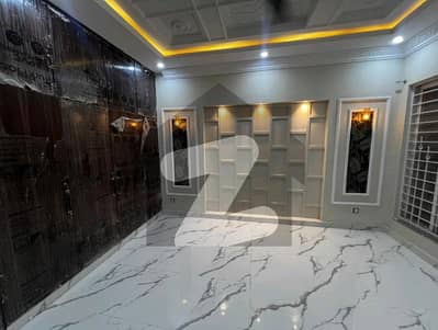 10 Marla Brand New Luxury Upper Portion Available For Rent in Bahria Town Lahore