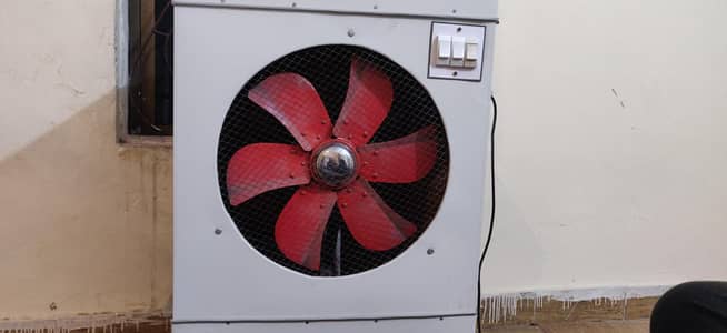 Cooler (not 12 volt) 100 percent ok