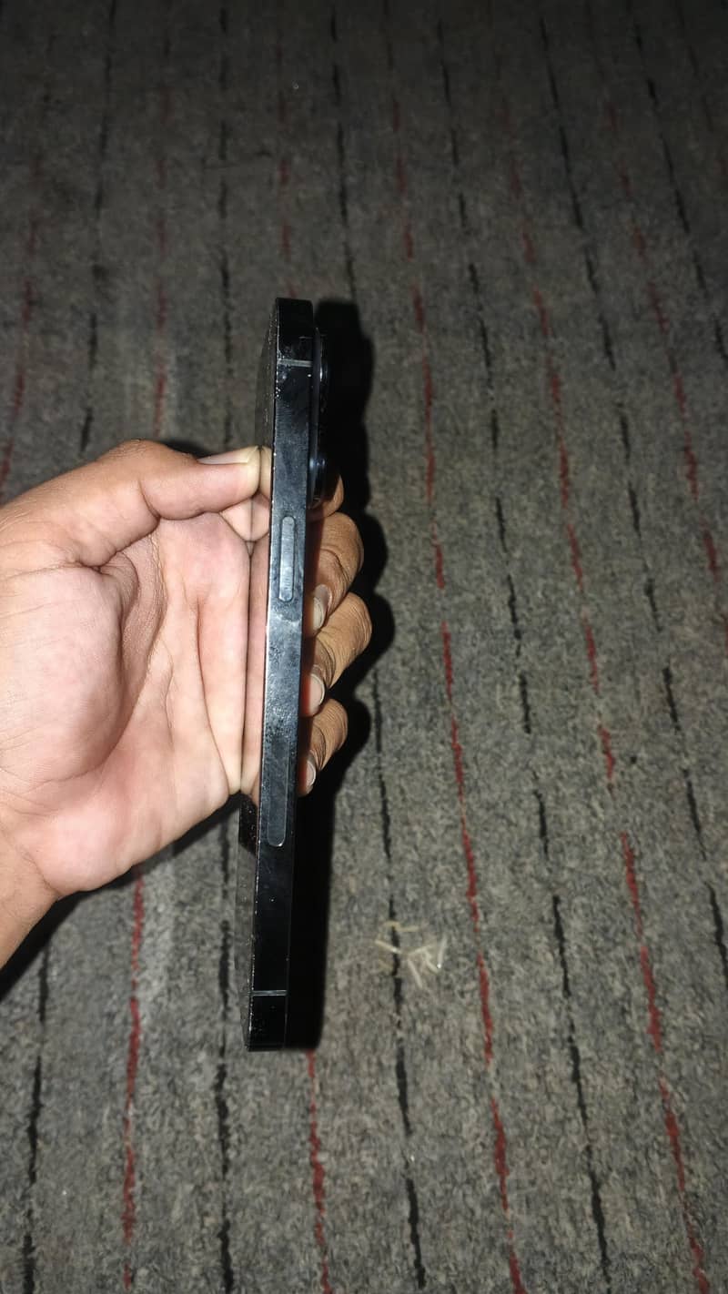 Apple iPhone 14 Pro Max 4