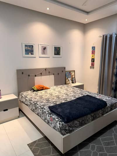 1 Kanal Used House for Sale in Talha Block Bahria Town Lahore