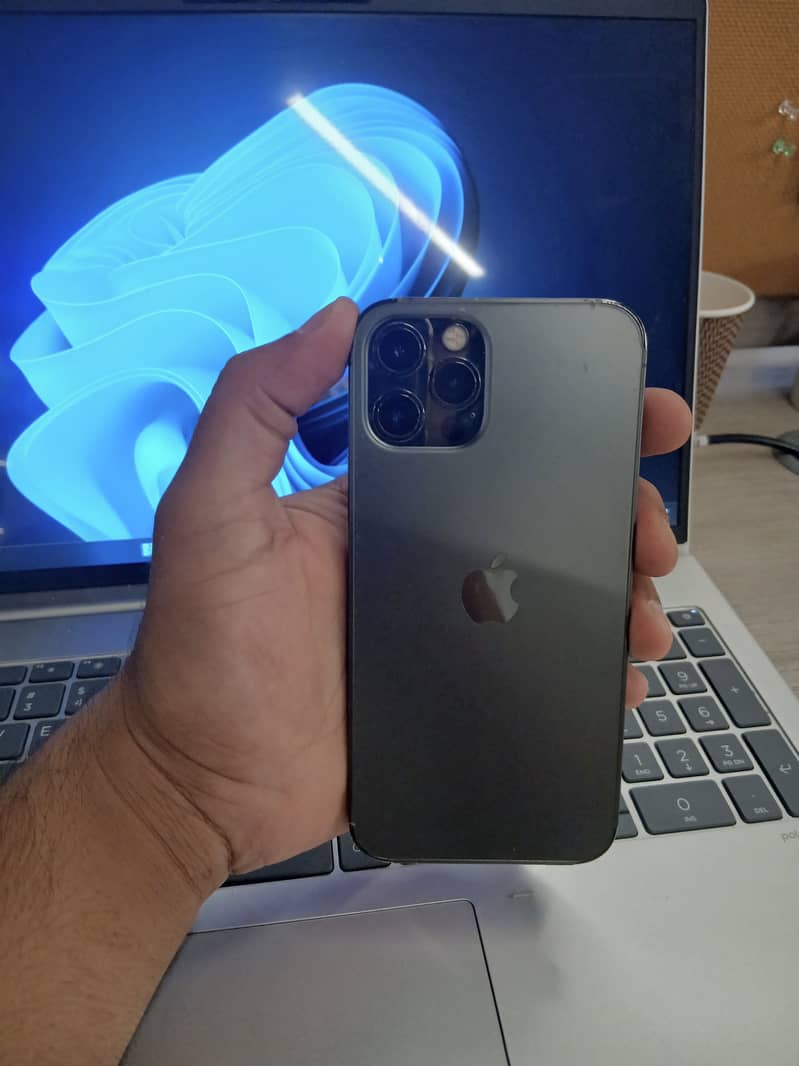 Apple iPhone 12 Pro 0