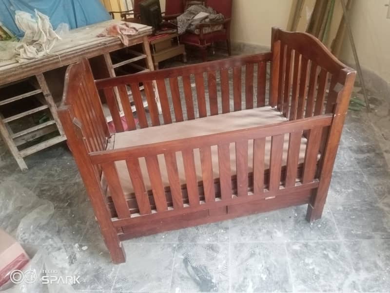 2.5چوڑایft 4ft لمباٸ3ftاونچاٸ 0