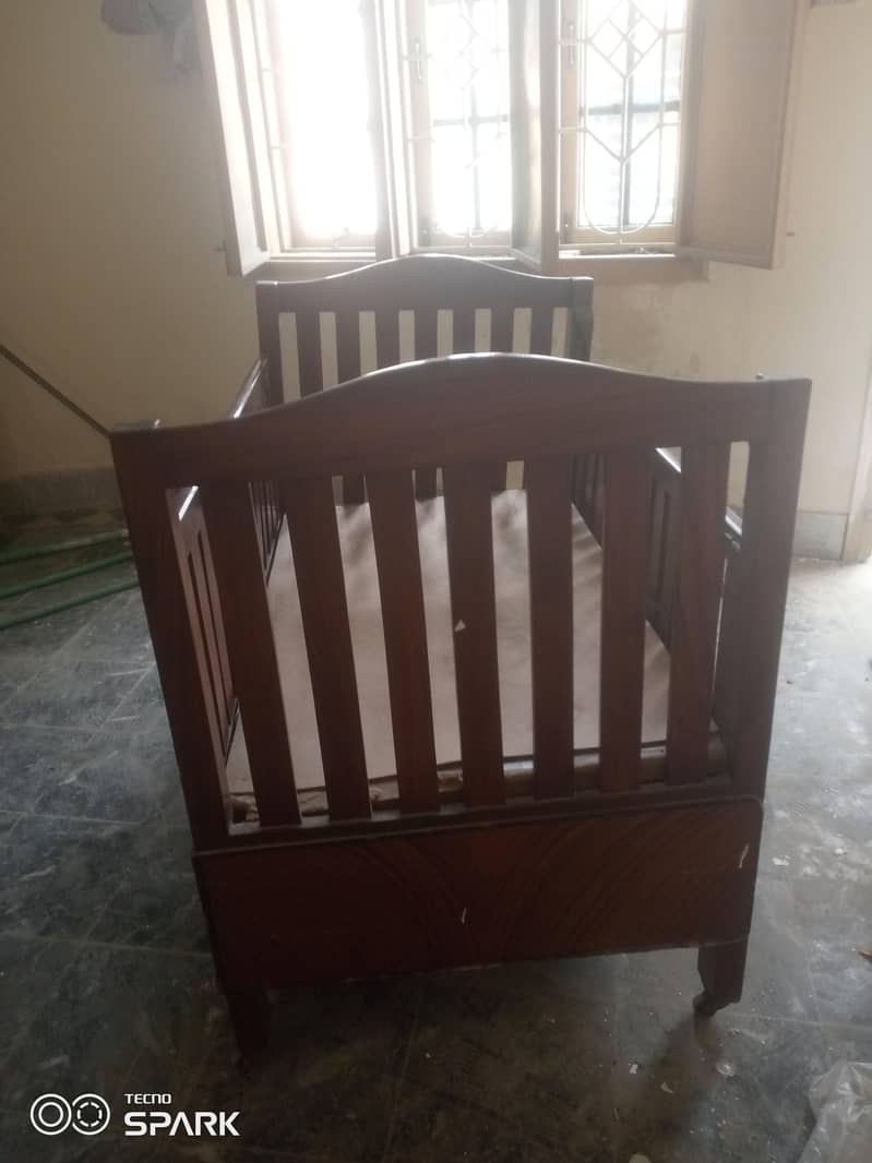 2.5چوڑایft 4ft لمباٸ3ftاونچاٸ 3