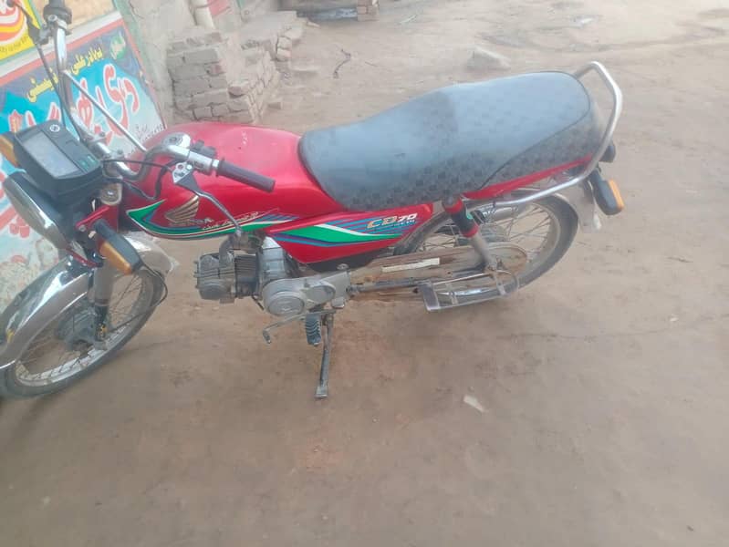 good condition CD70 1