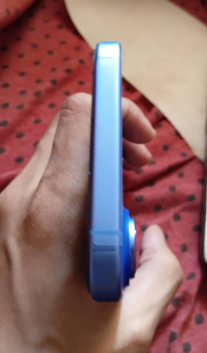 Apple iPhone 16 Plus 5