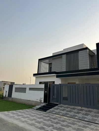 DHA phase 7 block z house