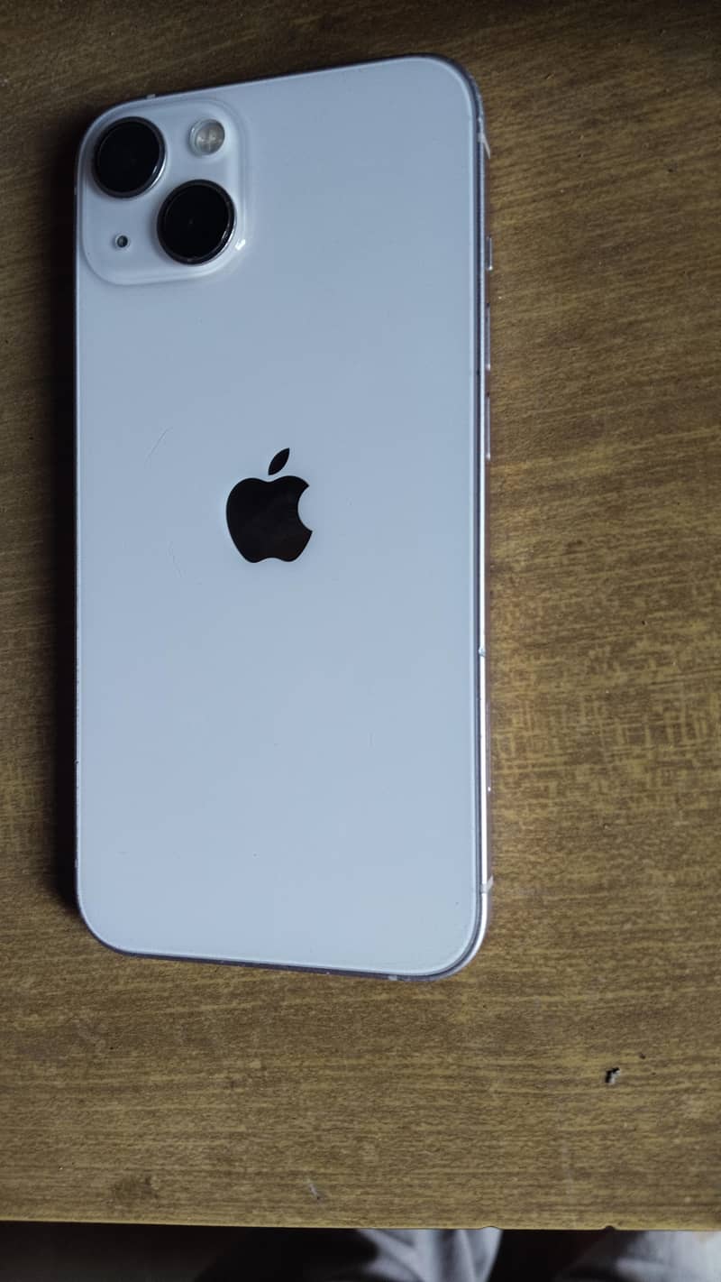 Apple iPhone 13 6