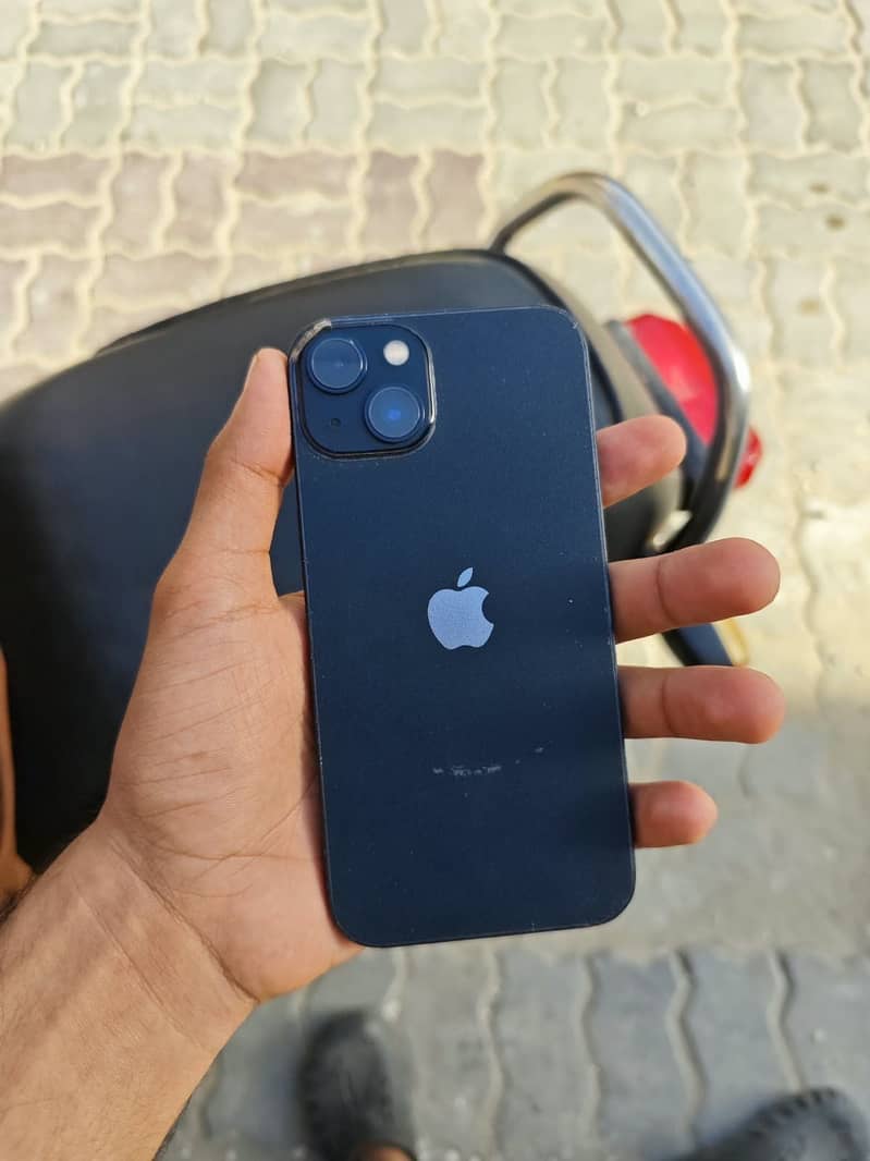 Apple iPhone 13 1