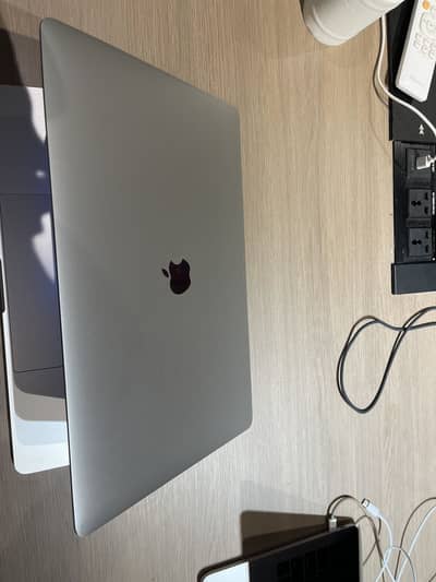 Macbook Pro 2018 15-inch