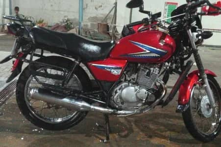 Suzuki gs 150 2018 model