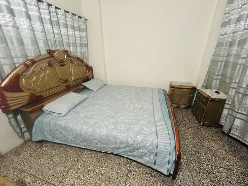 Double bed and side table 1