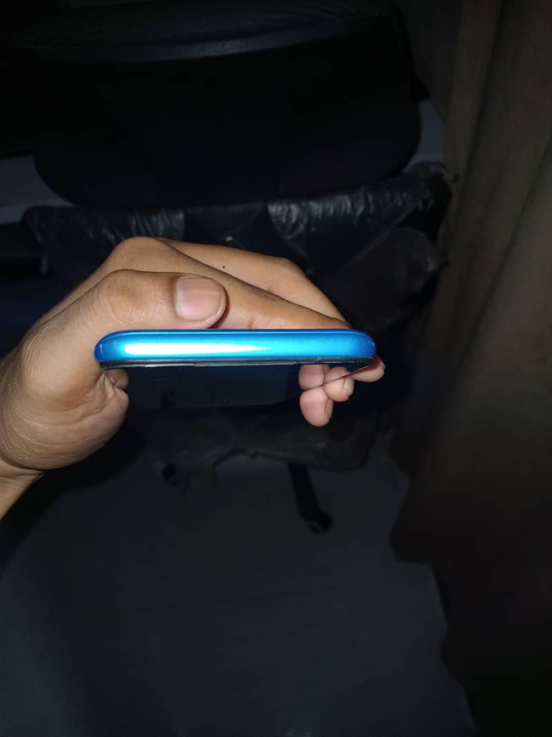 Tecno Spark 7T 4