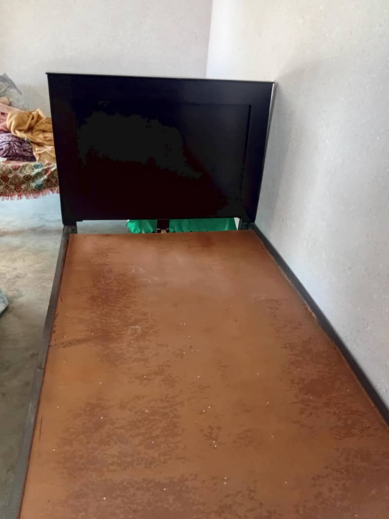 2 single bed 1 coffe sofa 1