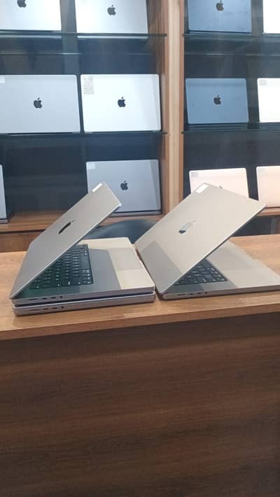 Apple MacBook M1 Pro 2021 |32GB RAM| 512GB SSD| 16" |16 core Graphics