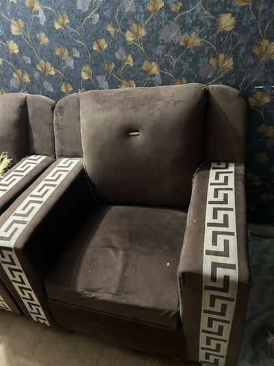 6 Seater Sofa Set – Good Condition | Comfortable & Stylish