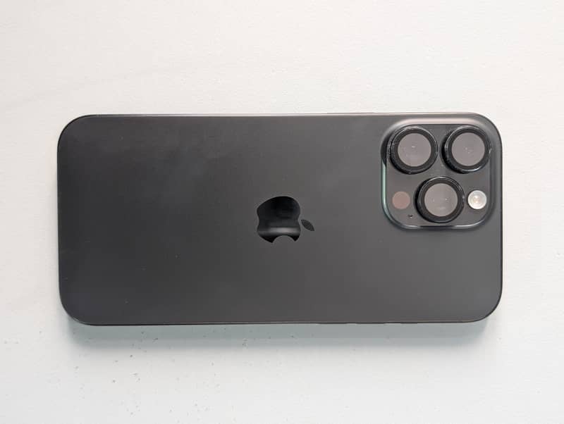 Apple iPhone 16 Pro Max 0