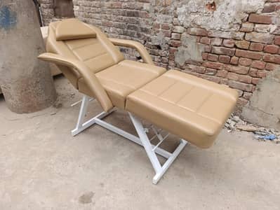 Barber chair/Cutting chair/ Shampoo unit/Trolly/Saloon Furniture.