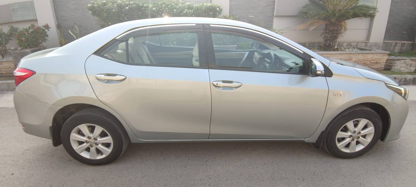 Corolla Altis Automatic 1.6 7
