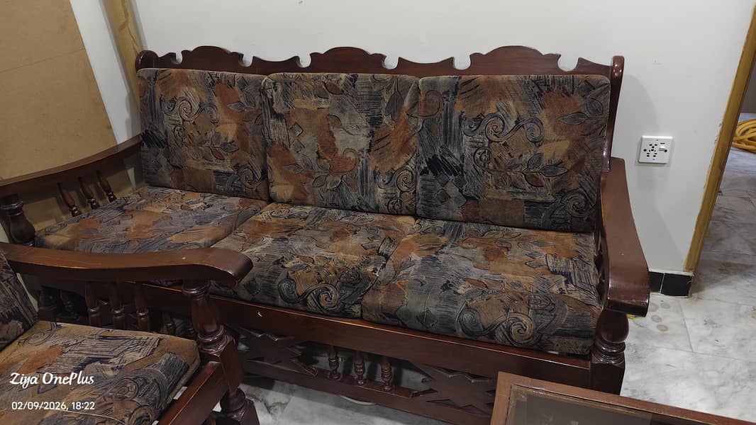 Sofa set 0