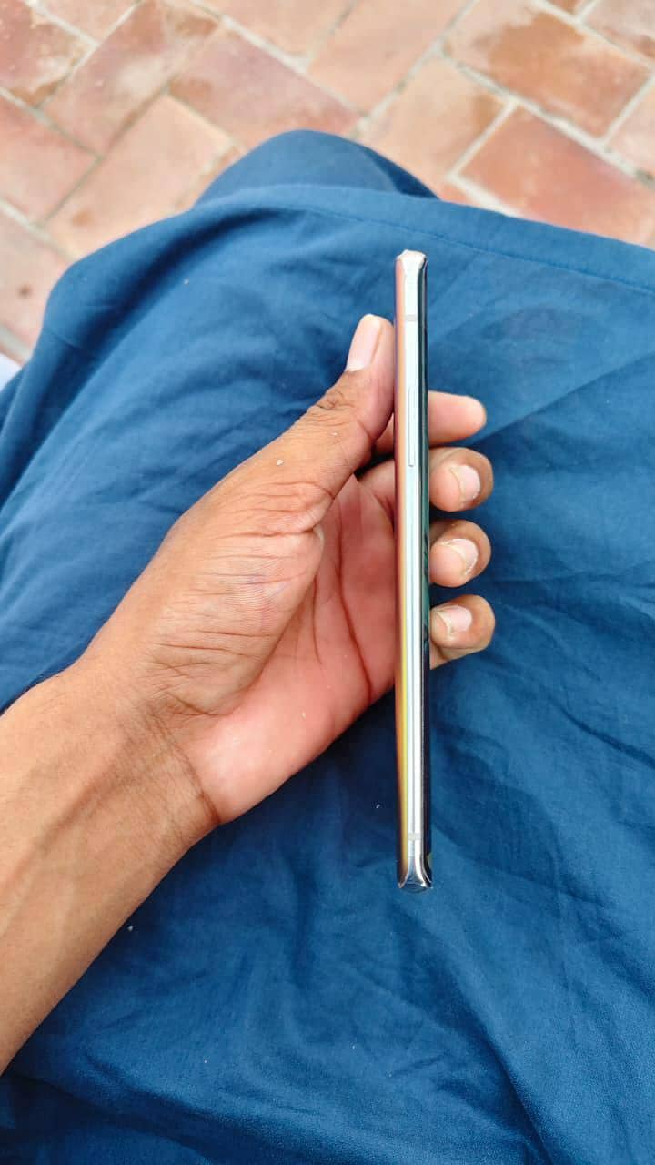 One Plus 8 5