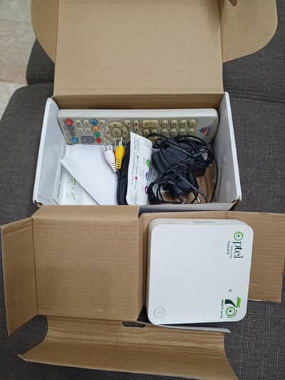PTCL Smart Tv Andriod Box New Condition