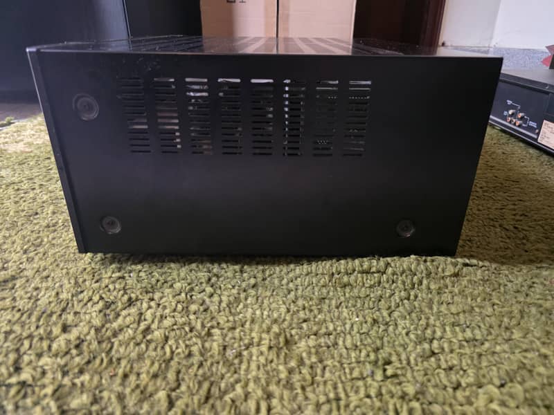 Marantz 7703 Av Processor. 11.2 channels. 2