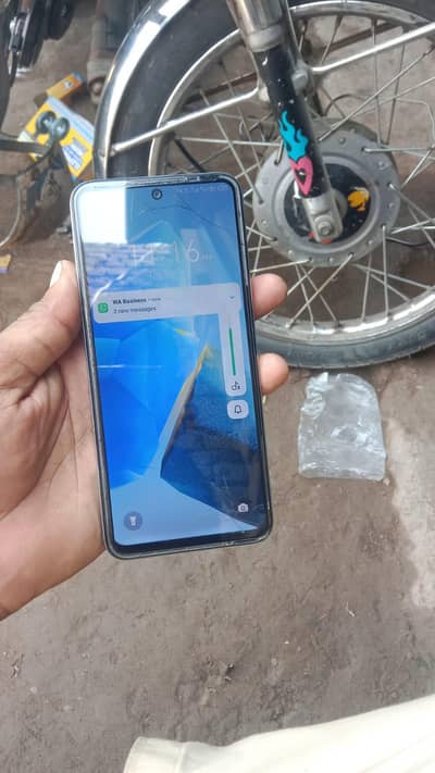 Infinix Hot 30 Play