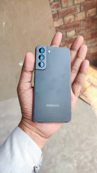 Samsung Mobile S22