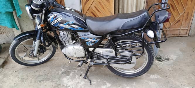 Suzuki gs150se