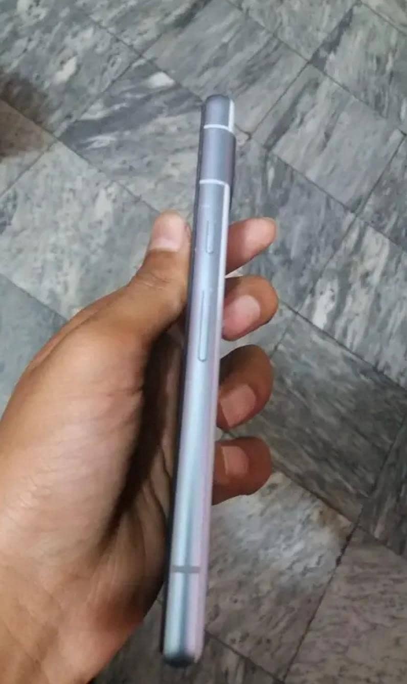 Google Pixel 7a 3
